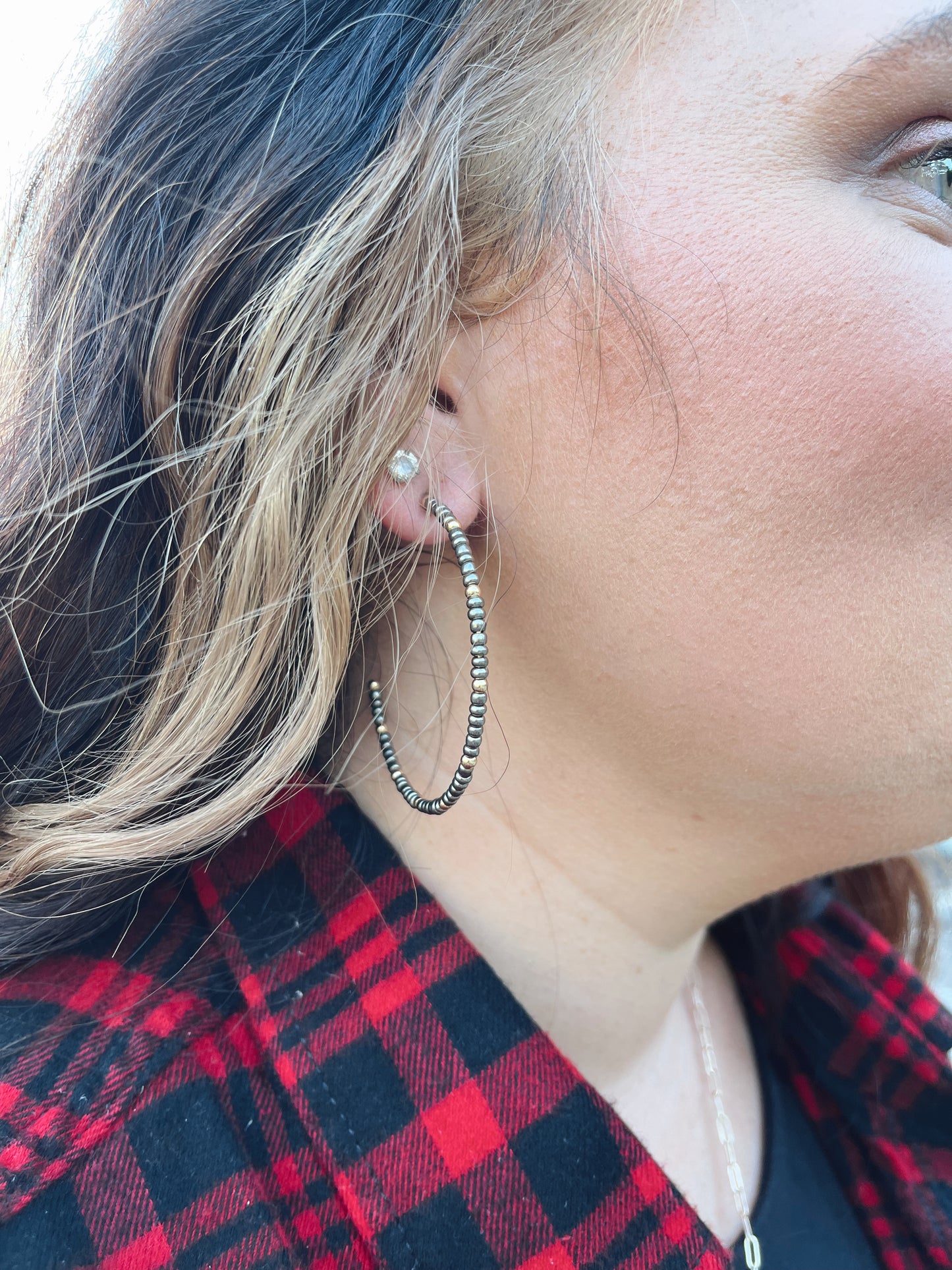 Simple Woman Hoops