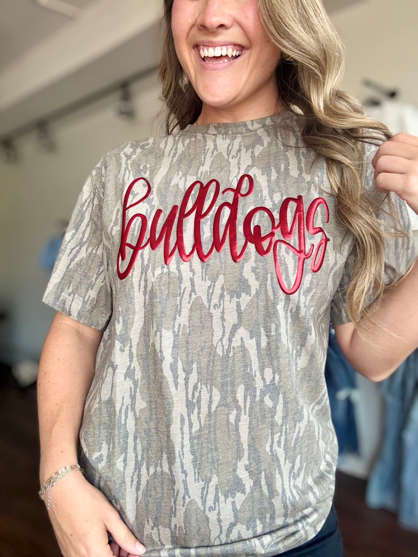 Mossy oak bulldog tee