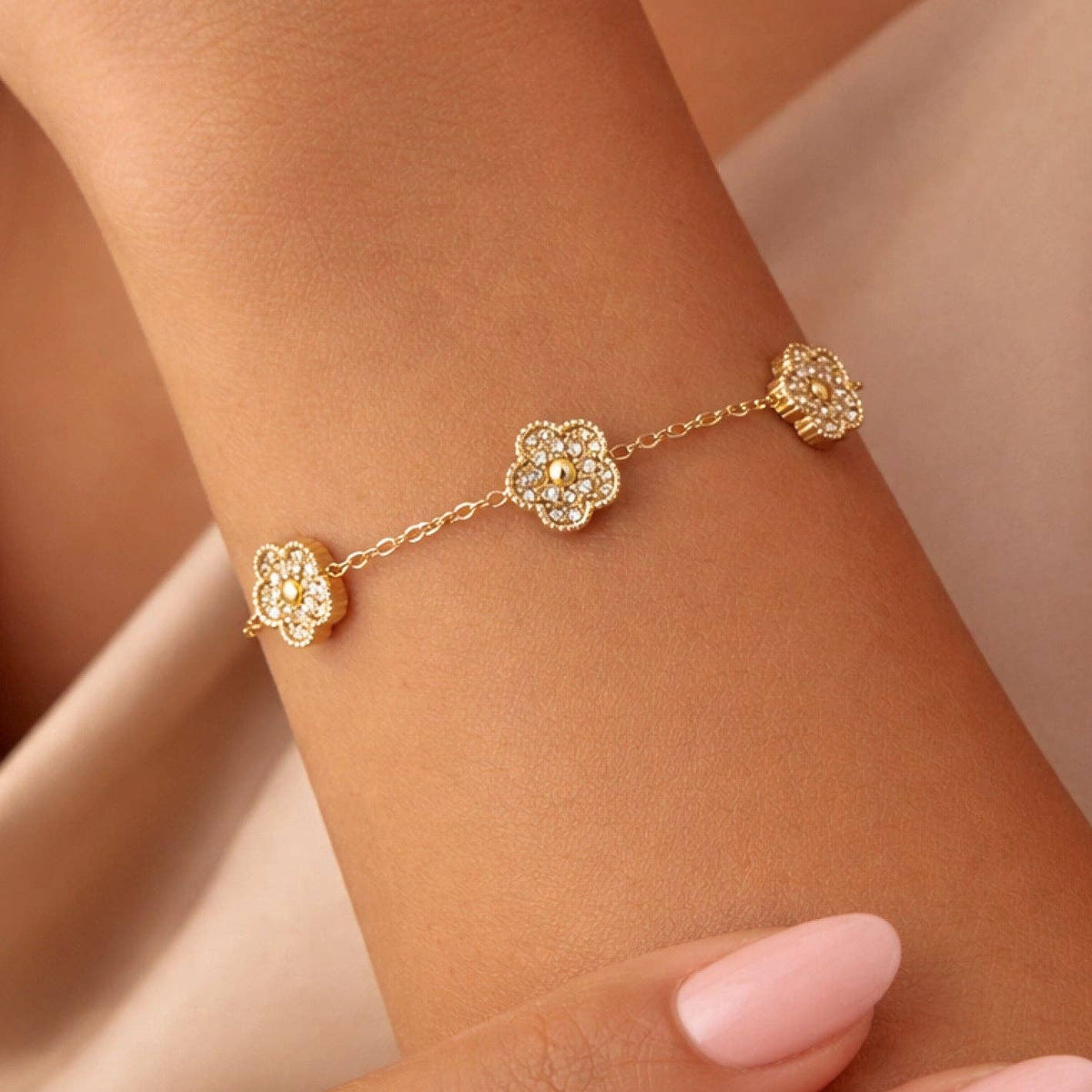 18K Gold PVD Plated Waterproof Stainless Steel Chain Bracelet